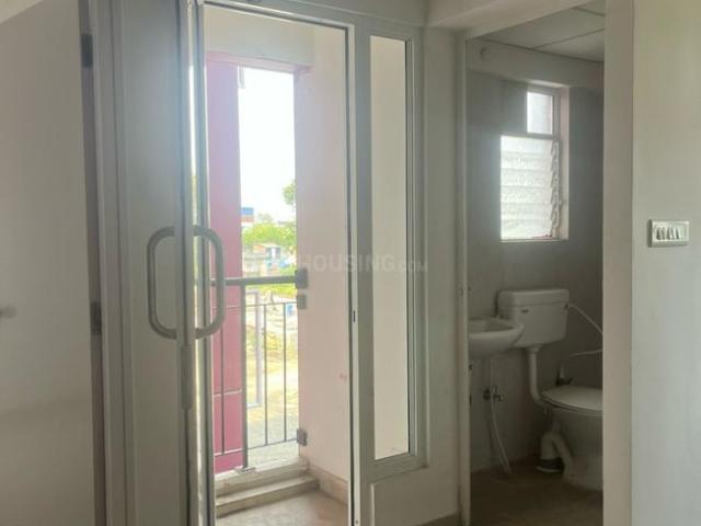 2 BHK Apartment in Uttarpara for rent Hooghly. The reference number is 20611956