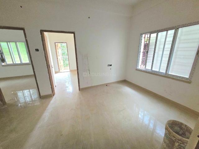 2 BHK Apartment in Uttarpara for resale Hooghly. The reference number is 18988106