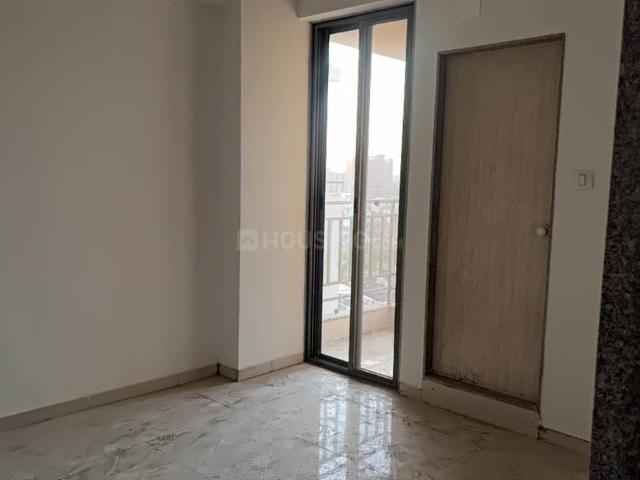 2 BHK Apartment in Vatva for rent Ahmedabad. The reference number is 19903847