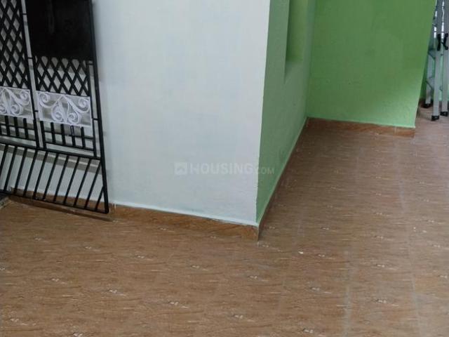 2 BHK Apartment in Vadapalani for rent Chennai. The reference number is 20504755