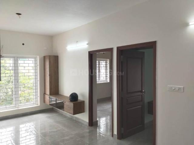 2 BHK Apartment in Vadapalani for resale Chennai. The reference number is 19388872