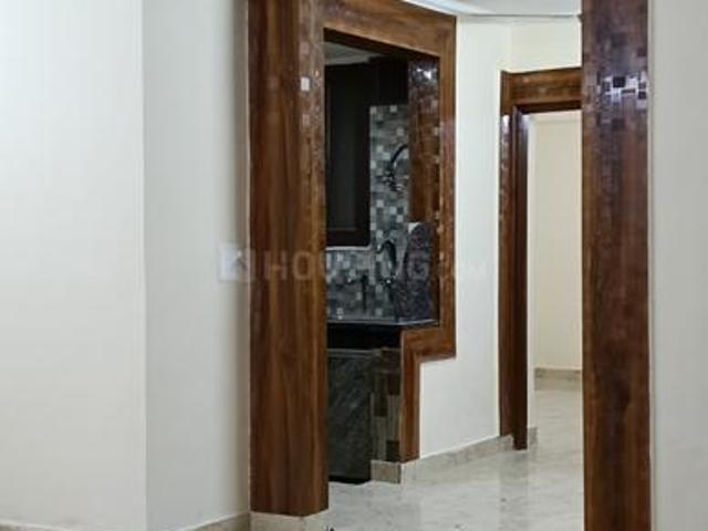 2 BHK Apartment in Vaishali for rent Ghaziabad. The reference number is 19361308