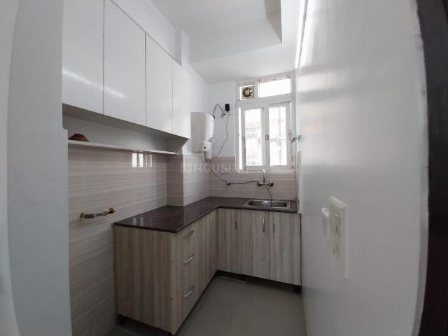 2 BHK Apartment in Vaishali for rent Ghaziabad. The reference number is 20154055