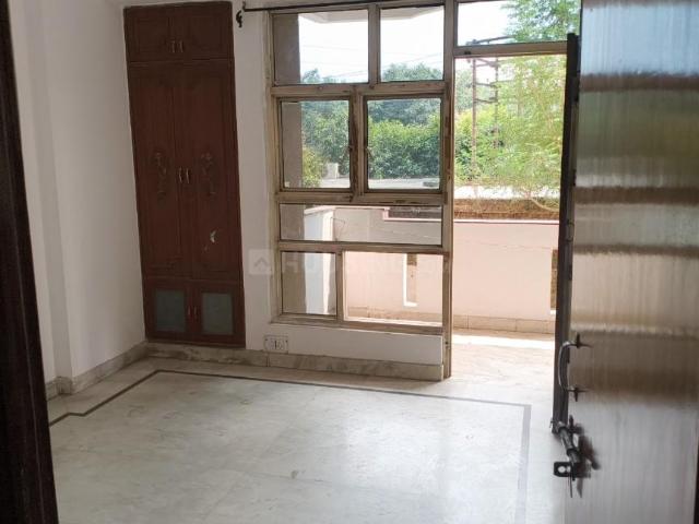 2 BHK Apartment in Vaishali for rent Ghaziabad. The reference number is 20199311