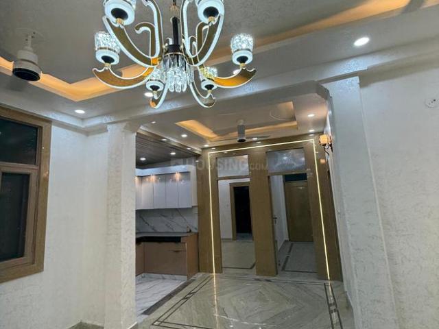 2 BHK Apartment in Vaishali for resale Ghaziabad. The reference number is 17762547