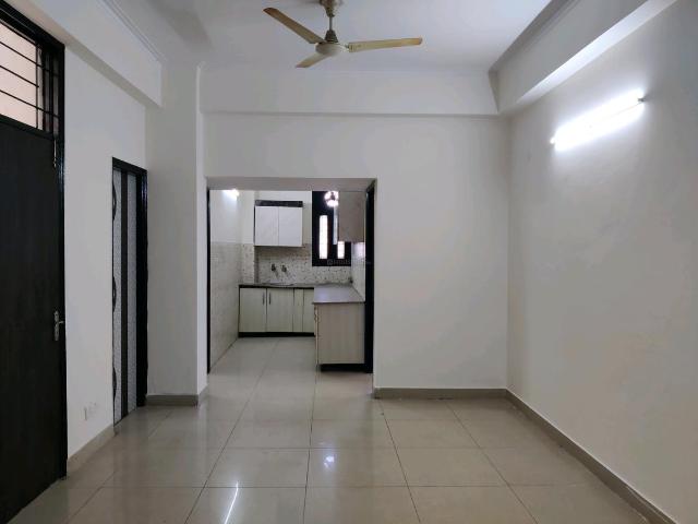 2 BHK Apartment in Vaishali for resale Ghaziabad. The reference number is 18908051