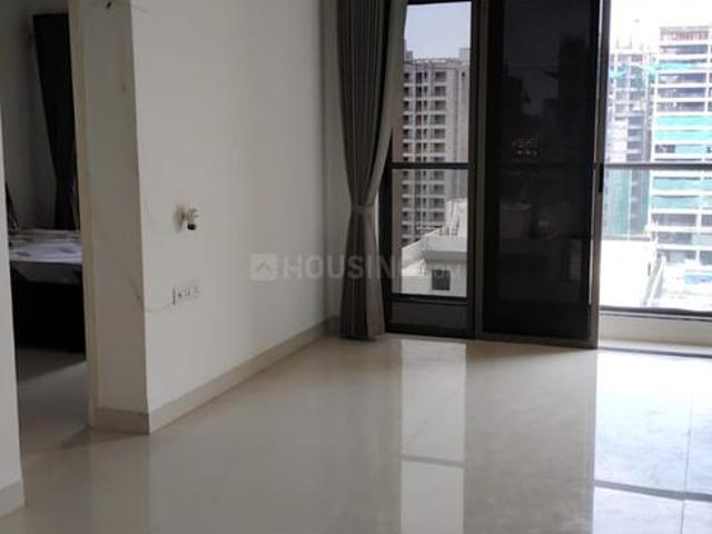 2 BHK Apartment in Vaishno Devi Circle for rent Ahmedabad. The reference number is 18904368