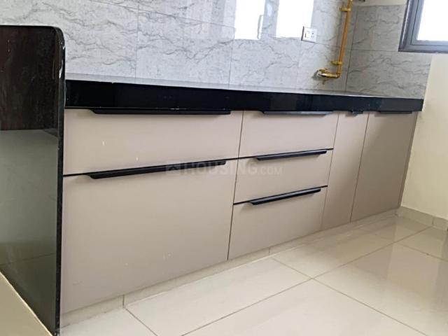 2 BHK Apartment in Vaishno Devi Circle for rent Ahmedabad. The reference number is 18032150