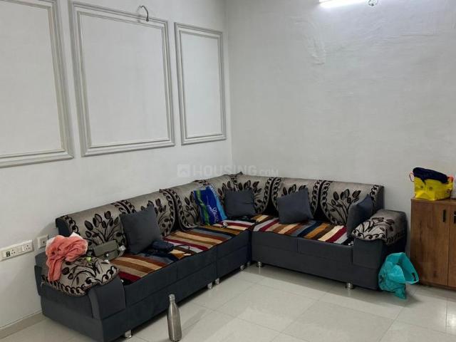 2 BHK Apartment in Vaishno Devi Circle for rent Ahmedabad. The reference number is 19412822