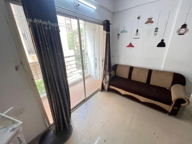 2 BHK Apartment in Vaishno Devi Circle for rent Ahmedabad. The reference number is 19438116