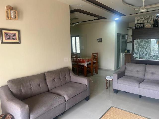 2 BHK Apartment in Vaishno Devi Circle for rent Ahmedabad. The reference number is 19605782