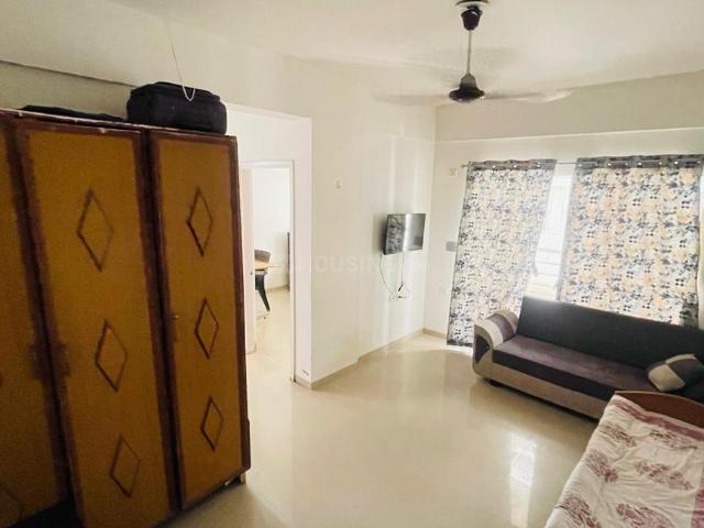 2 BHK Apartment in Vaishno Devi Circle for rent Ahmedabad. The reference number is 19644638