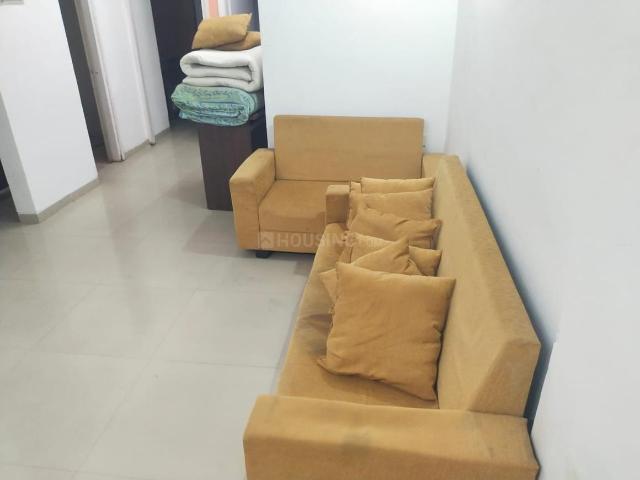 2 BHK Apartment in Vaishno Devi Circle for rent Ahmedabad. The reference number is 19645105