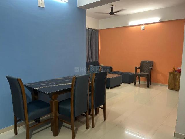 2 BHK Apartment in Vaishno Devi Circle for rent Ahmedabad. The reference number is 19785761