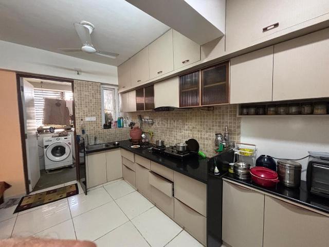 2 BHK Apartment in Vaishno Devi Circle for rent Ahmedabad. The reference number is 19962564