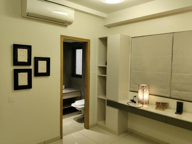 2 BHK Apartment in Vaishno Devi Circle for rent Ahmedabad. The reference number is 19967486