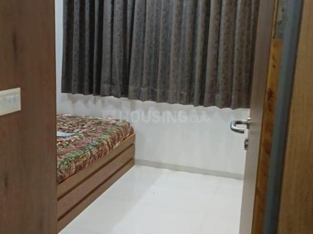 2 BHK Apartment in Vaishno Devi Circle for rent Ahmedabad. The reference number is 19968632