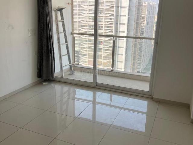 2 BHK Apartment in Vaishno Devi Circle for rent Ahmedabad. The reference number is 19969154
