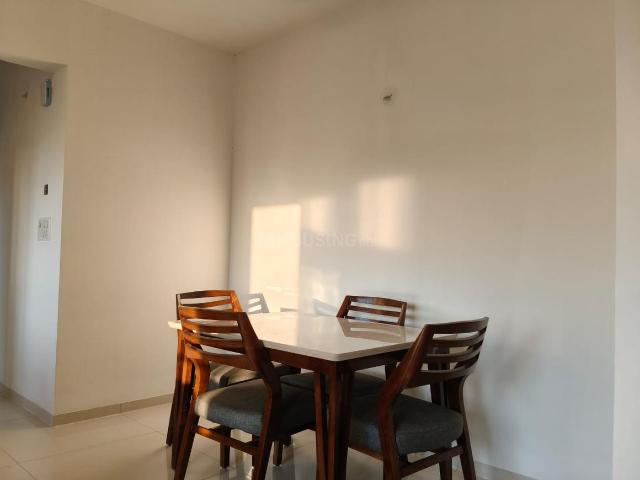 2 BHK Apartment in Vaishno Devi Circle for rent Ahmedabad. The reference number is 19080751