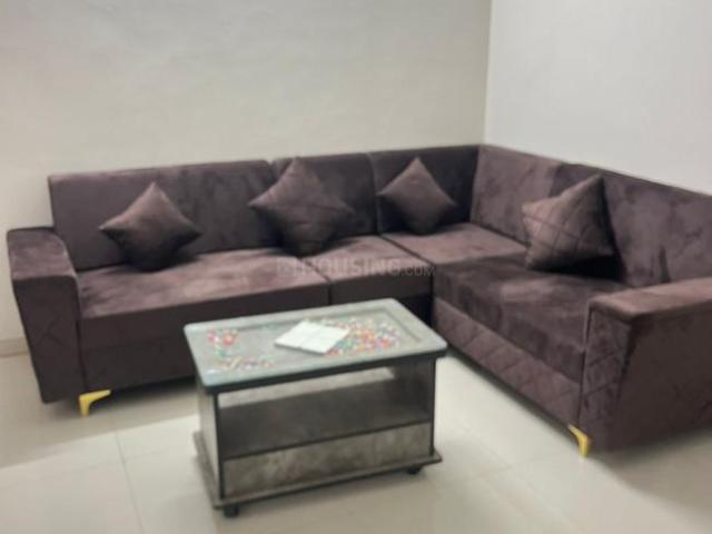 2 BHK Apartment in Vaishno Devi Circle for rent Ahmedabad. The reference number is 19160726