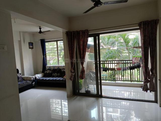 2 BHK Apartment in Vaishno Devi Circle for rent Ahmedabad. The reference number is 19303136