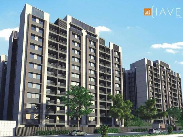 2 BHK Apartment in Vaishno Devi Circle for rent Ahmedabad. The reference number is 20426518