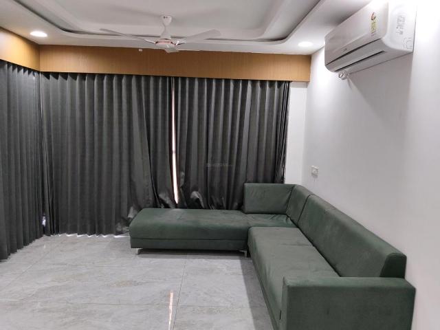 2 BHK Apartment in Vaishno Devi Circle for rent Ahmedabad. The reference number is 20426790