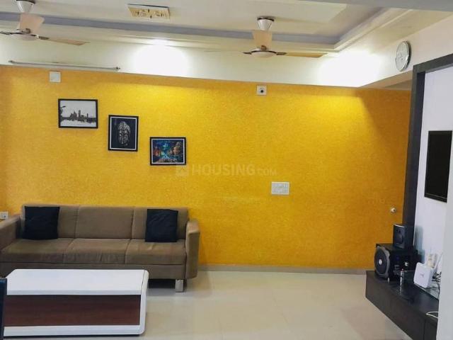 2 BHK Apartment in Vaishno Devi Circle for rent Ahmedabad. The reference number is 20516265