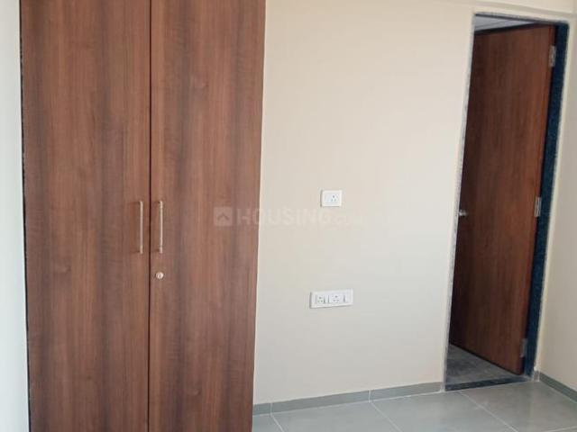 2 BHK Apartment in Vaishno Devi Circle for rent Ahmedabad. The reference number is 20583981