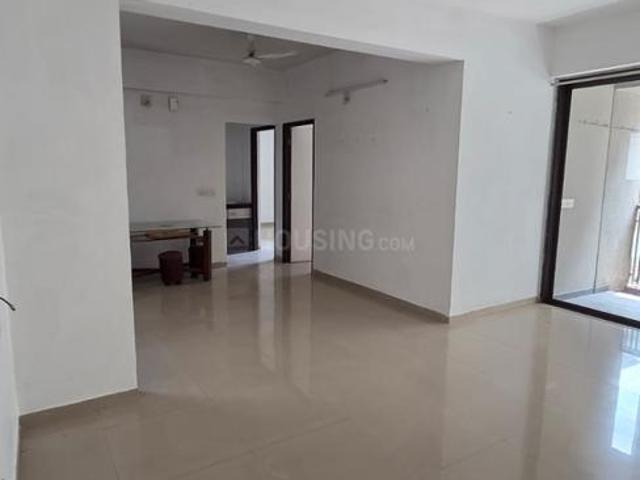 2 BHK Apartment in Vaishno Devi Circle for rent Ahmedabad. The reference number is 20618504