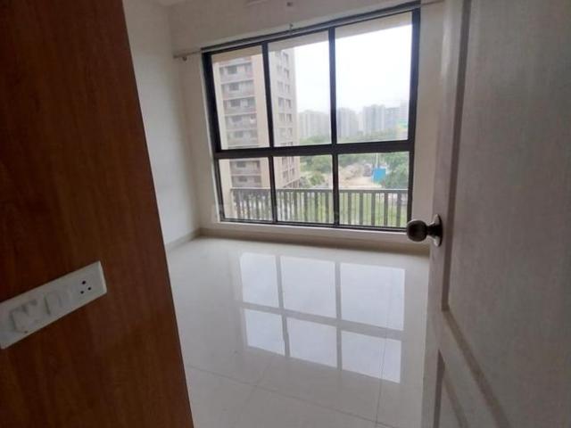 2 BHK Apartment in Vaishno Devi Circle for rent Ahmedabad. The reference number is 20666521