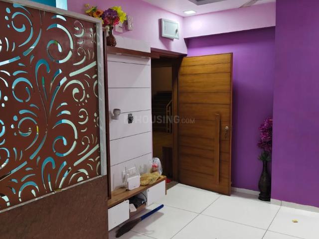 2 BHK Apartment in Vaishno Devi Circle for rent Ahmedabad. The reference number is 20796603