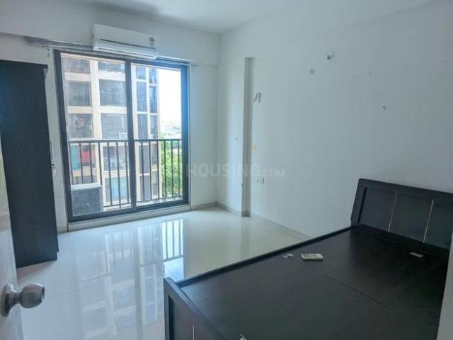 2 BHK Apartment in Vaishno Devi Circle for rent Ahmedabad. The reference number is 20841244
