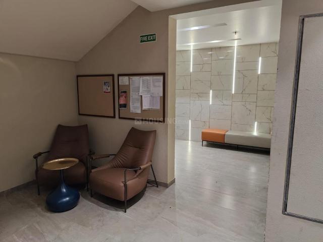 2 BHK Apartment in Vaishno Devi Circle for rent Ahmedabad. The reference number is 20859600
