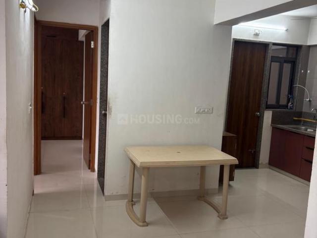 2 BHK Apartment in Vaishno Devi Circle for rent Ahmedabad. The reference number is 20897013