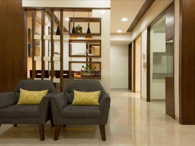 2 BHK Apartment in Vaishno Devi Circle for rent Ahmedabad. The reference number is 20211549