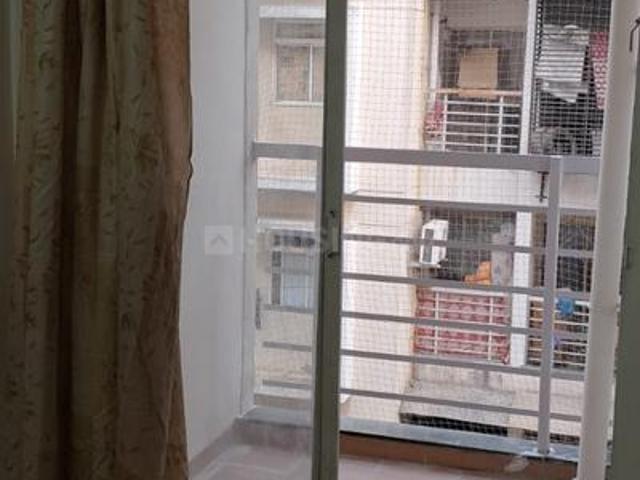2 BHK Apartment in Vaishno Devi Circle for rent Ahmedabad. The reference number is 20264108