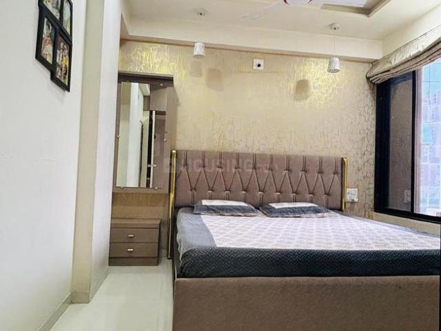 2 BHK Apartment in Vaishno Devi Circle for rent Ahmedabad. The reference number is 20346790