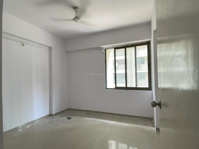 2 BHK Apartment in Vaishno Devi Circle for rent Ahmedabad. The reference number is 20372483