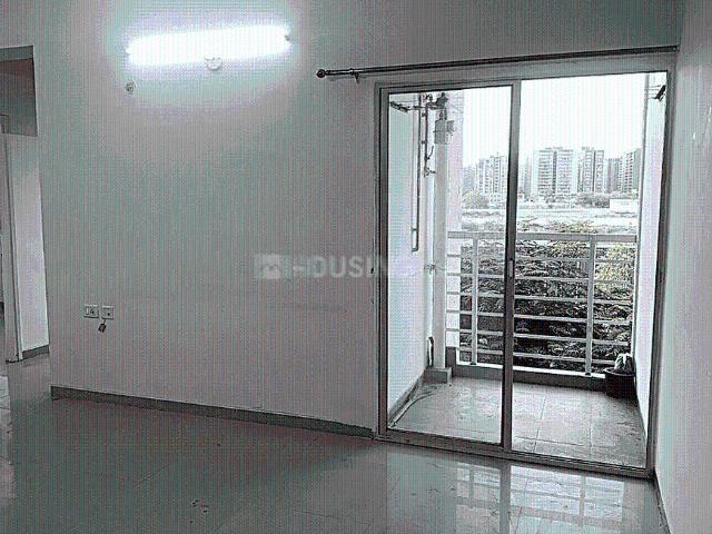 2 BHK Apartment in Vaishno Devi Circle for rent Ahmedabad. The reference number is 20388524