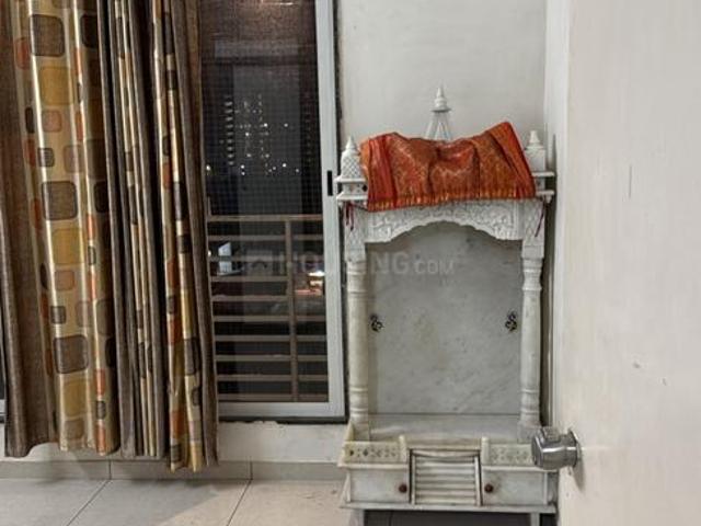 2 BHK Apartment in Vaishno Devi Circle for resale Ahmedabad. The reference number is 19116338