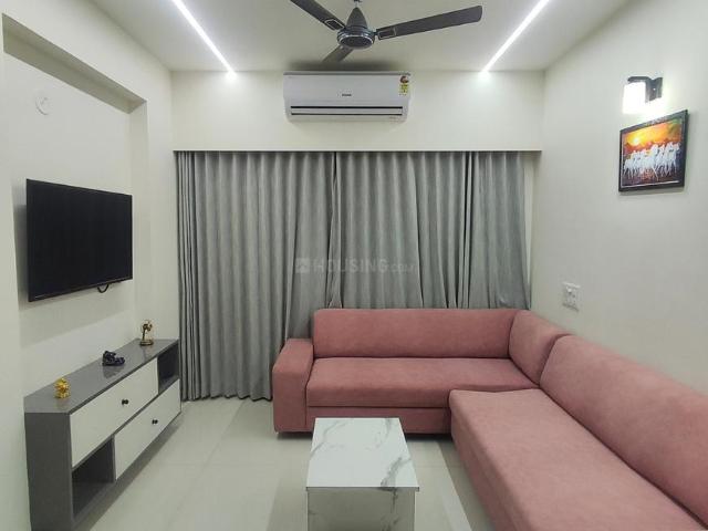 2 BHK Apartment in Vaishno Devi Circle for resale Ahmedabad. The reference number is 19737588