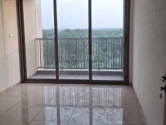 2 BHK Apartment in Vaishno Devi Circle for resale Ahmedabad. The reference number is 19845983