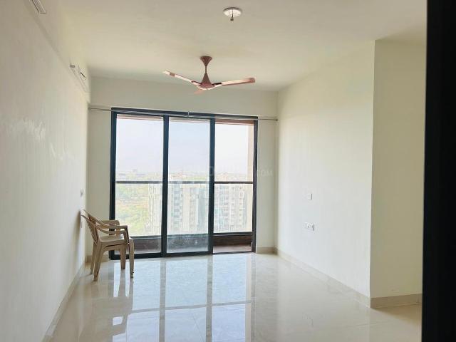 2 BHK Apartment in Vaishno Devi Circle for resale Ahmedabad. The reference number is 20033185