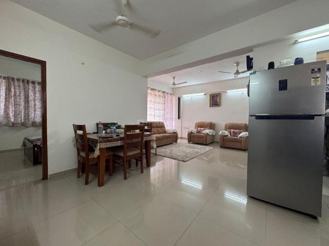 2 BHK Apartment in Vaishno Devi Circle for resale Ahmedabad. The reference number is 20241302