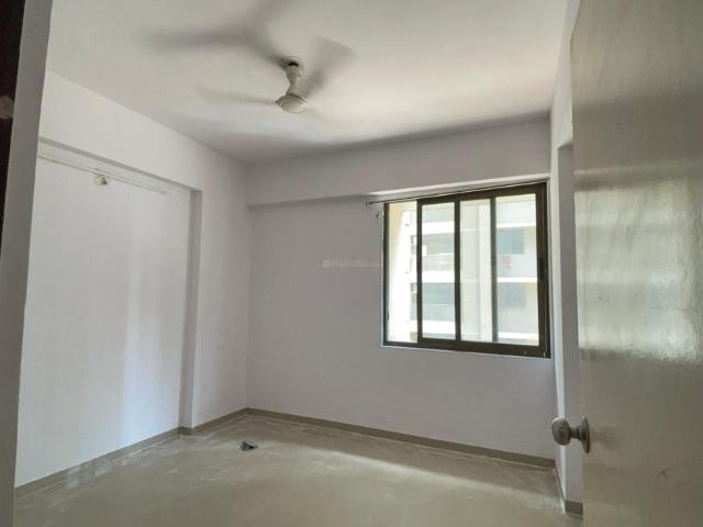 2 BHK Apartment in Vaishno Devi Circle for resale Ahmedabad. The reference number is 20372512
