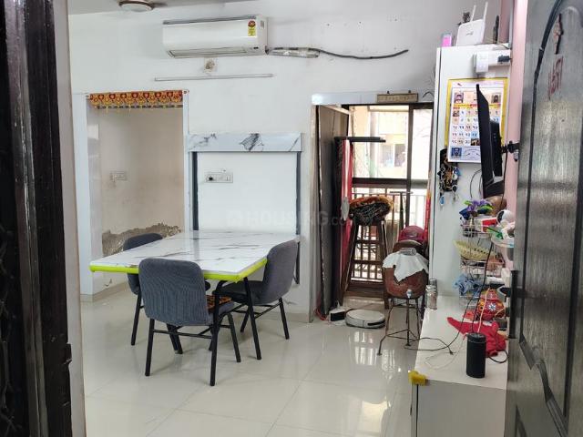 2 BHK Apartment in Vaishno Devi Circle for resale Ahmedabad. The reference number is 20480132