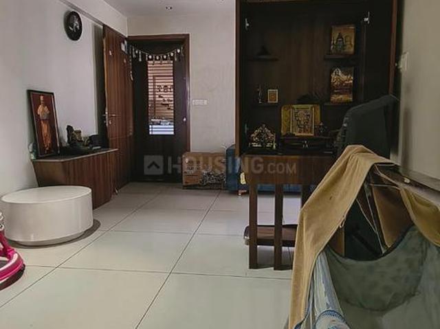 2 BHK Apartment in Vaishno Devi Circle for resale Ahmedabad. The reference number is 20427670