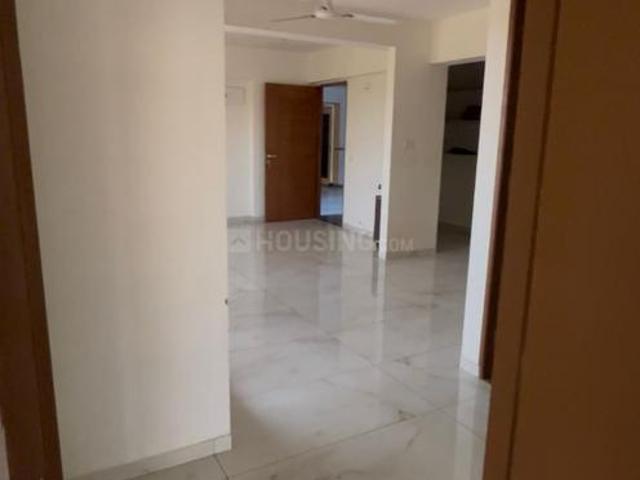 2 BHK Apartment in Vaishno Devi Circle for resale Ahmedabad. The reference number is 20553401