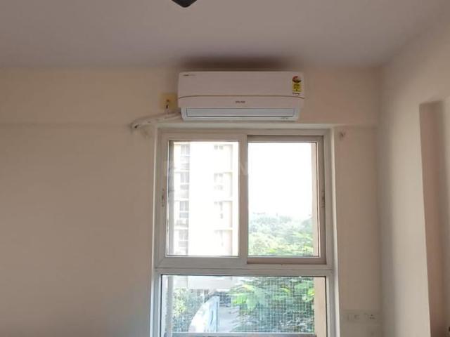 2 BHK Apartment in Vaishno Devi Circle for resale Ahmedabad. The reference number is 20631765
